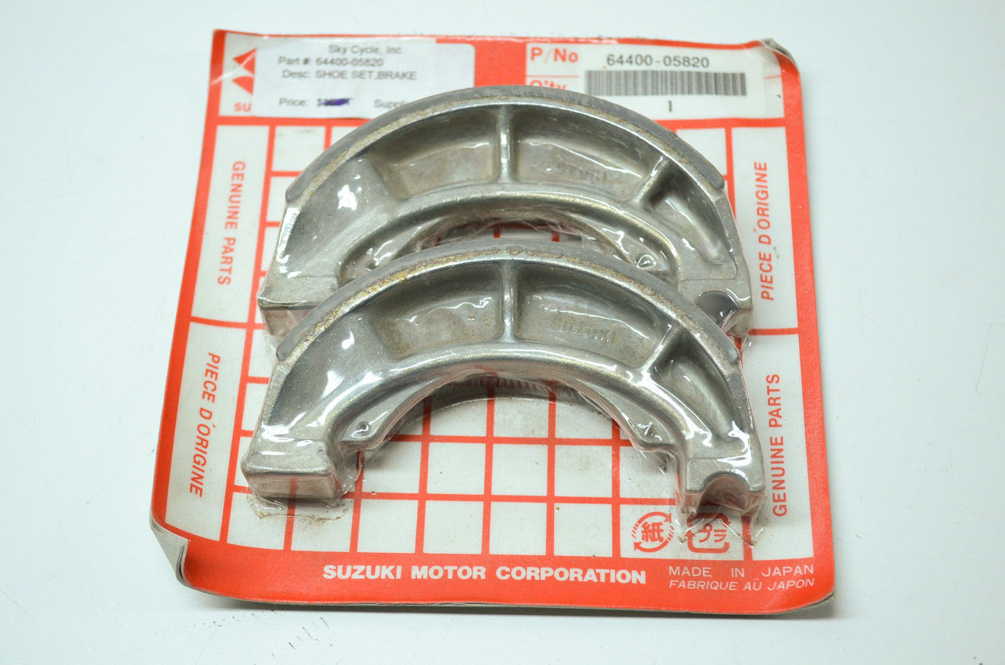OEM Suzuki 64400-05820 Brake Shoe Set NOS