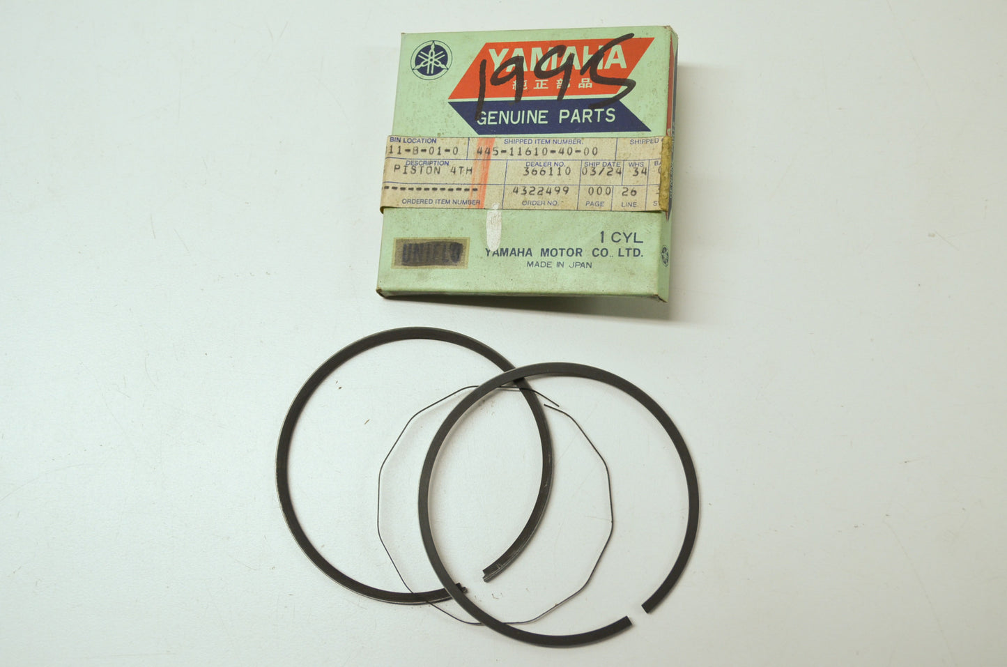 OEM Yamaha 445-11610-40-00 Piston Ring 4th Set NOS