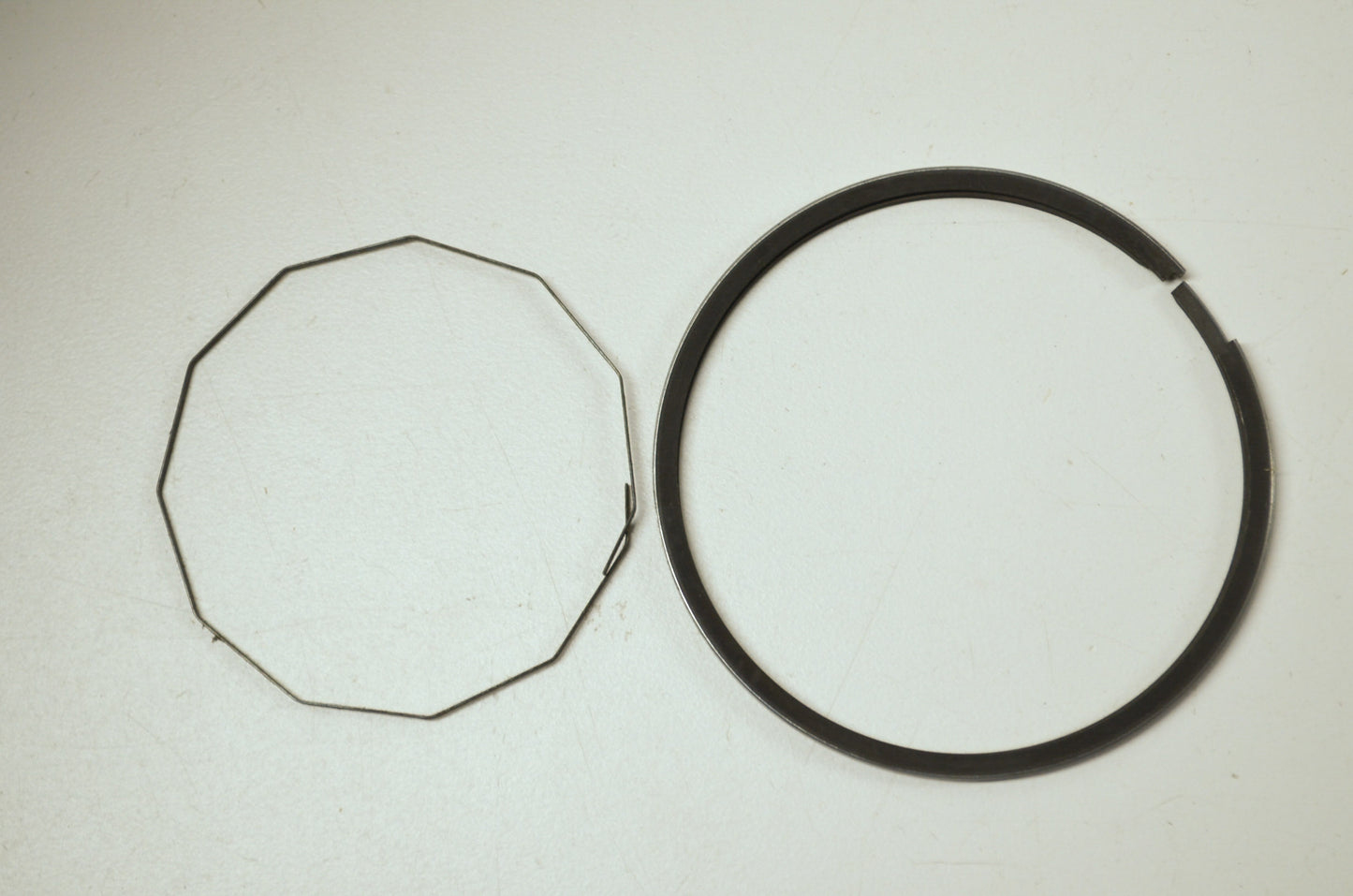 OEM Yamaha 443-11610-40-00 Piston Ring 4th Set NOS