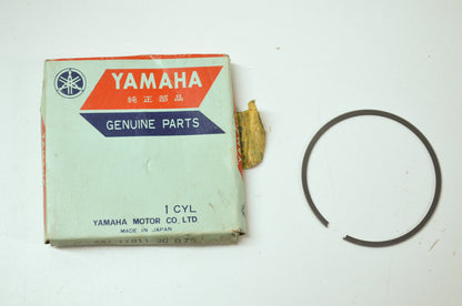 OEM Yamaha 427-11611-30-00 Piston Ring 3rd NOS
