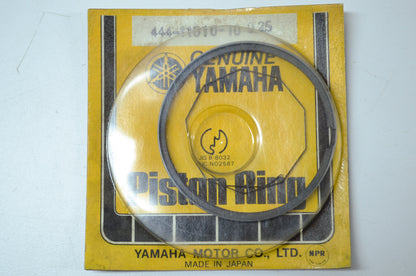 OEM Yamaha 444-11610-10-00 Piston Ring 1st Set NOS