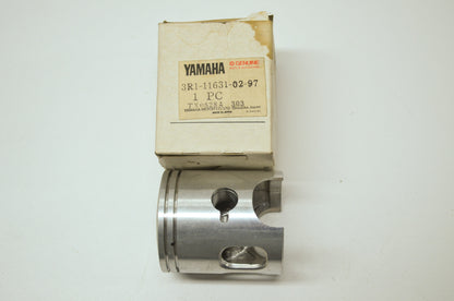 OEM Yamaha 3R1-11631-02-97 Piston STD NOS