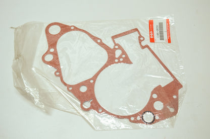 OEM Suzuki 11481-28C00 Crankcase Gasket NOS