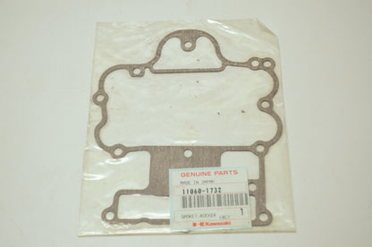 OEM Kawasaki 11060-1732 Rocker Case Cover Gasket NOS