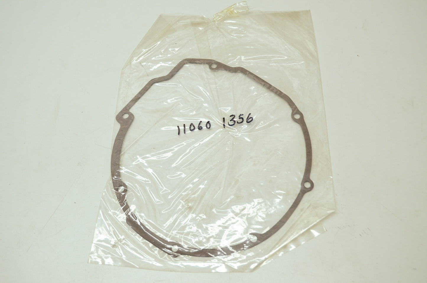 OEM Kawasaki 11060-1356 Breather Cover Gasket NOS
