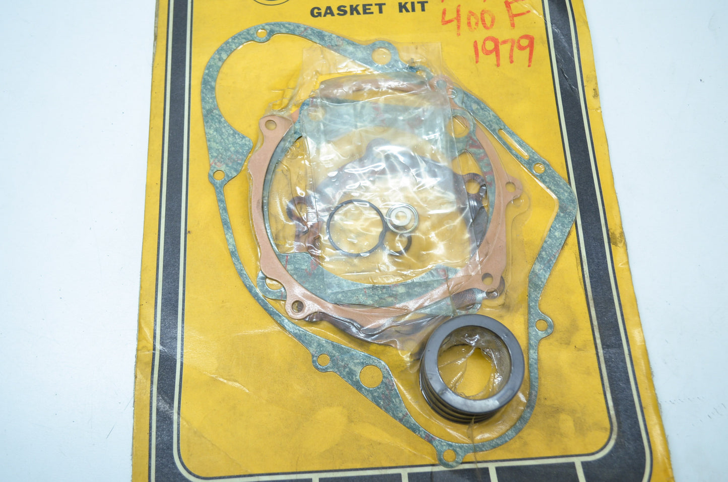NEW OEM Yamaha Gasket Kit YZ400 IT400 2X5-W0001-00-00 NOS
