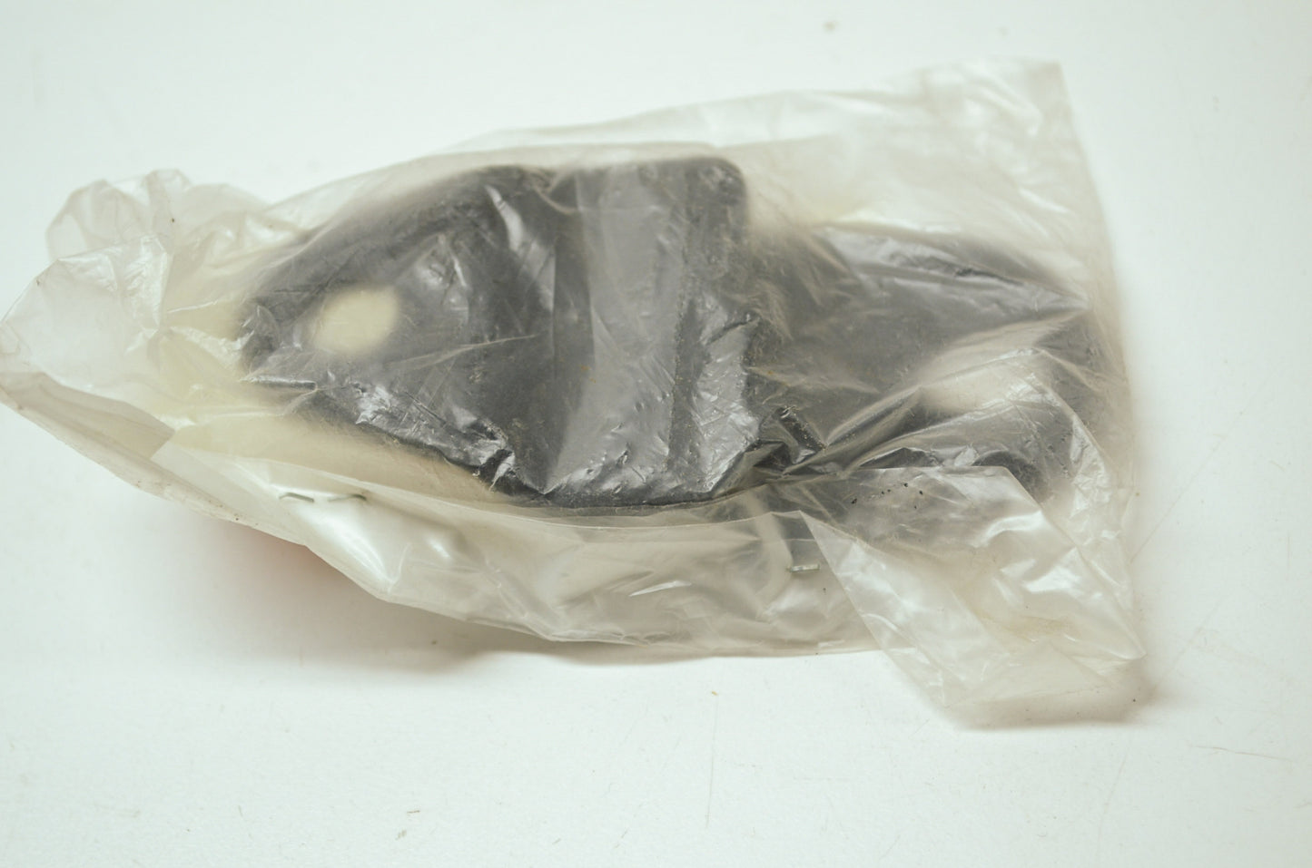 New OEM Yamaha 2GU-14771-00-00 Muffler Stay 1 NOS