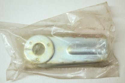 New OEM Yamaha 1UY-25388-00-00 Chain 1 Puller NOS