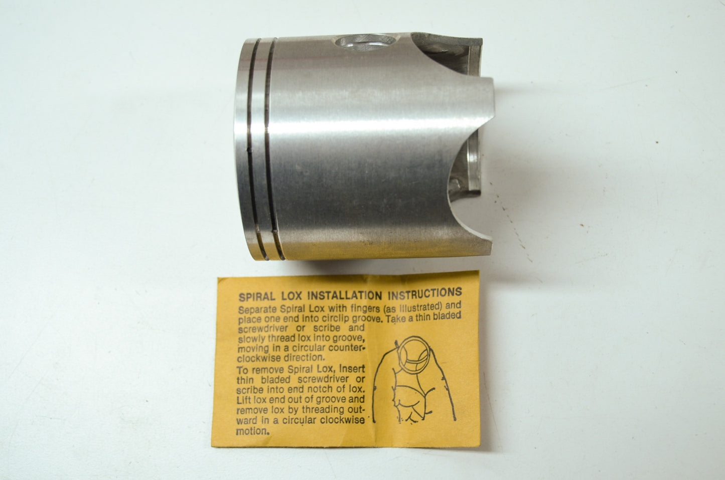 NEW Wiseco Yamaha Piston Set YZ250 YZYZK 504P5 NOS