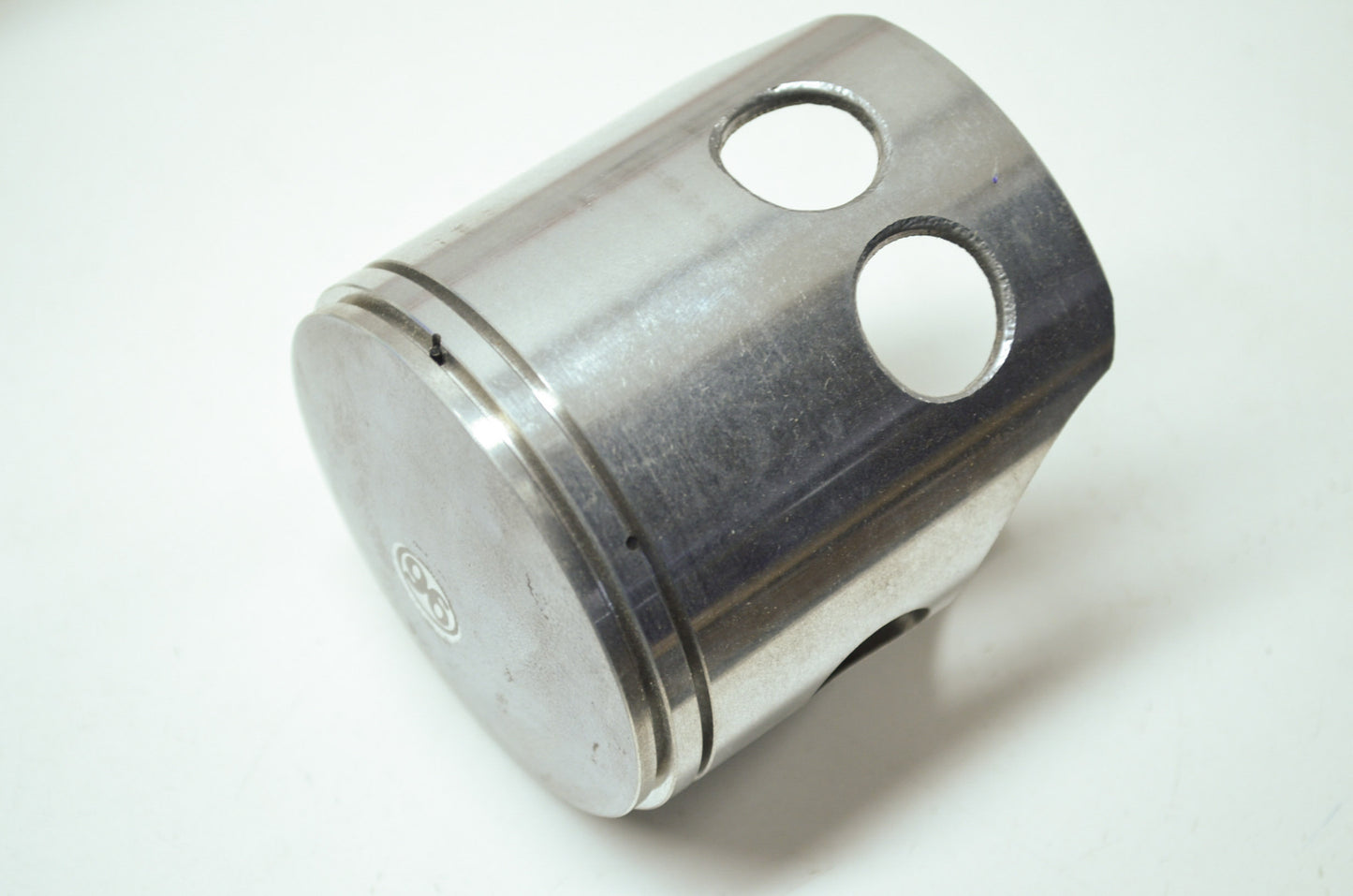 OEM Yamaha 438-11631-01-96 Piston STD NOS