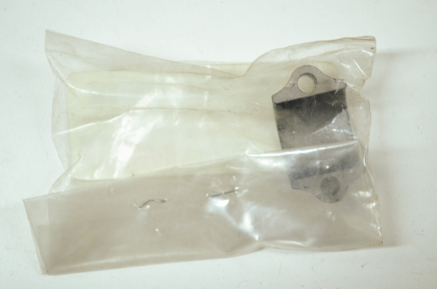 OEM Yamaha 38V-82913-00-00 Lower Lever Holder 1 NOS