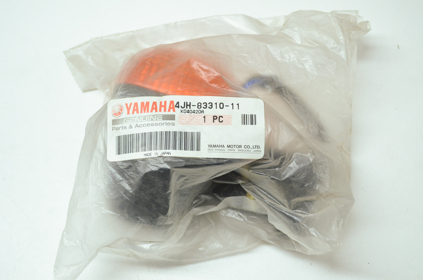 NEW OEM Yamaha Front Turn Signal R1 R6 YZF1000 YZF600 YZF750 4JH-83310-11-00 NOS
