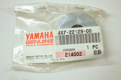 OEM Yamaha 4X7-22129-00-00 Thrust Cover 2 NOS