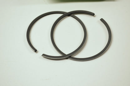 OEM Yamaha 305-11601-30-00 Piston Ring Set 3 NOS