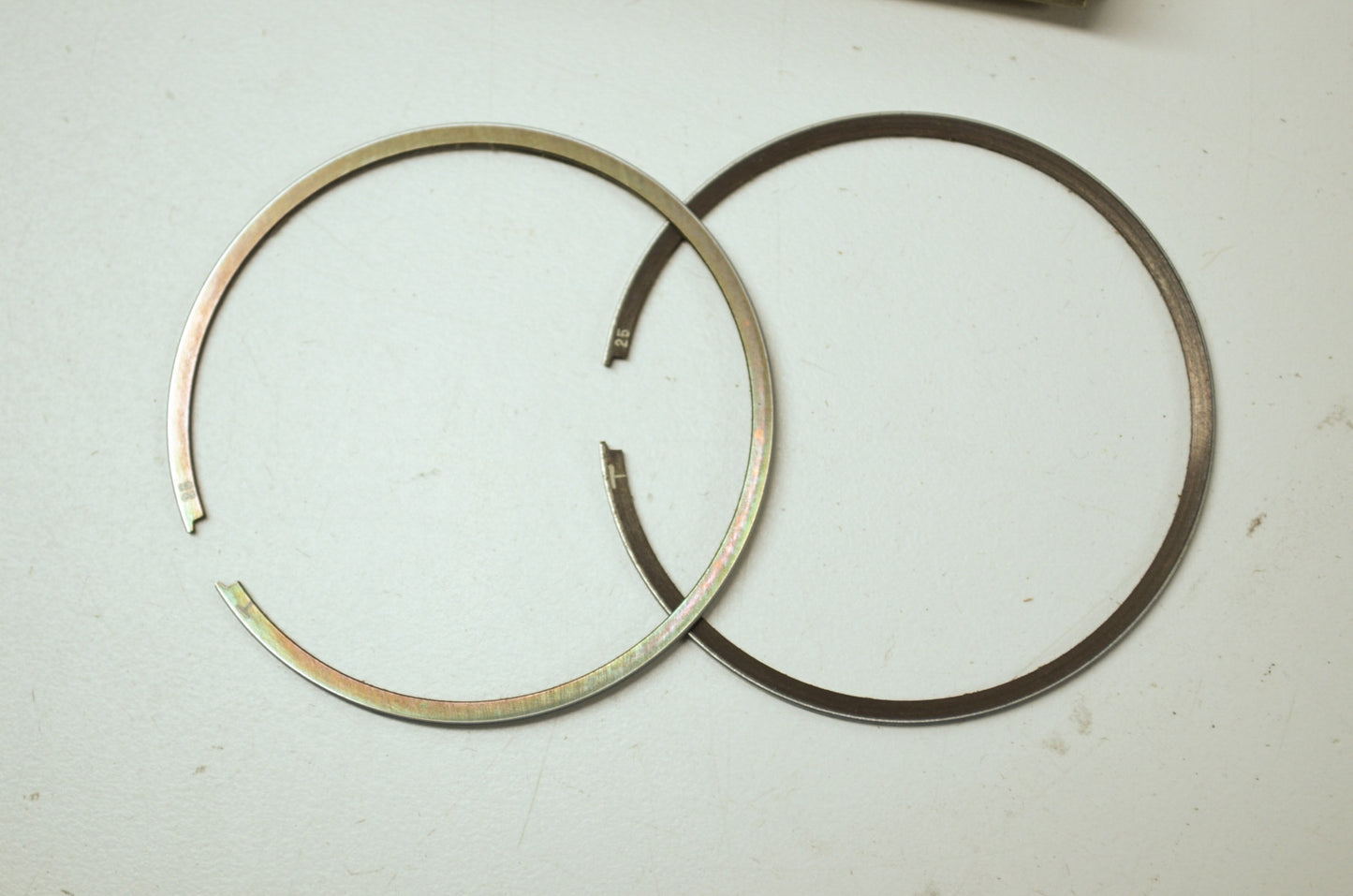 OEM Yamaha 3R9-11610-10-00 Piston Ring 1st Set NOS