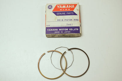 OEM Yamaha 31K-11610-00-00 Piston Ring Set NOS