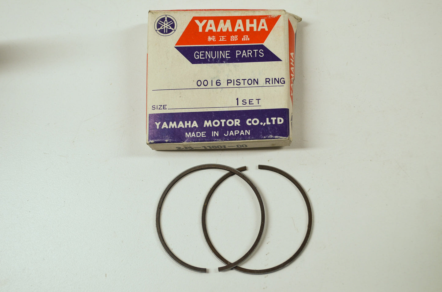 OEM Yamaha 2J5-11601-00-00 Piston Ring Set STD NOS