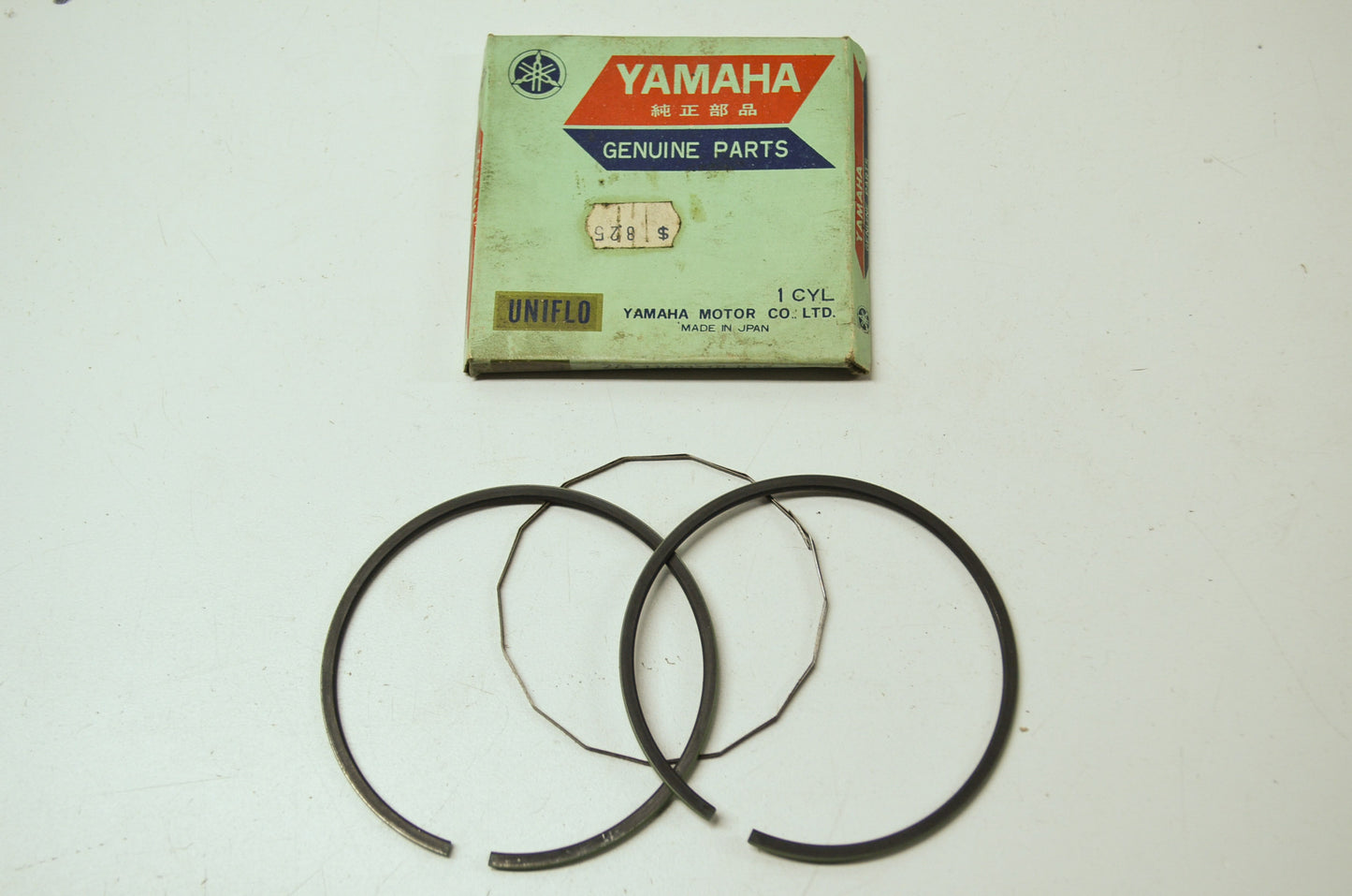OEM Yamaha 275-11601-10-00 Piston Ring 1st Set NOS