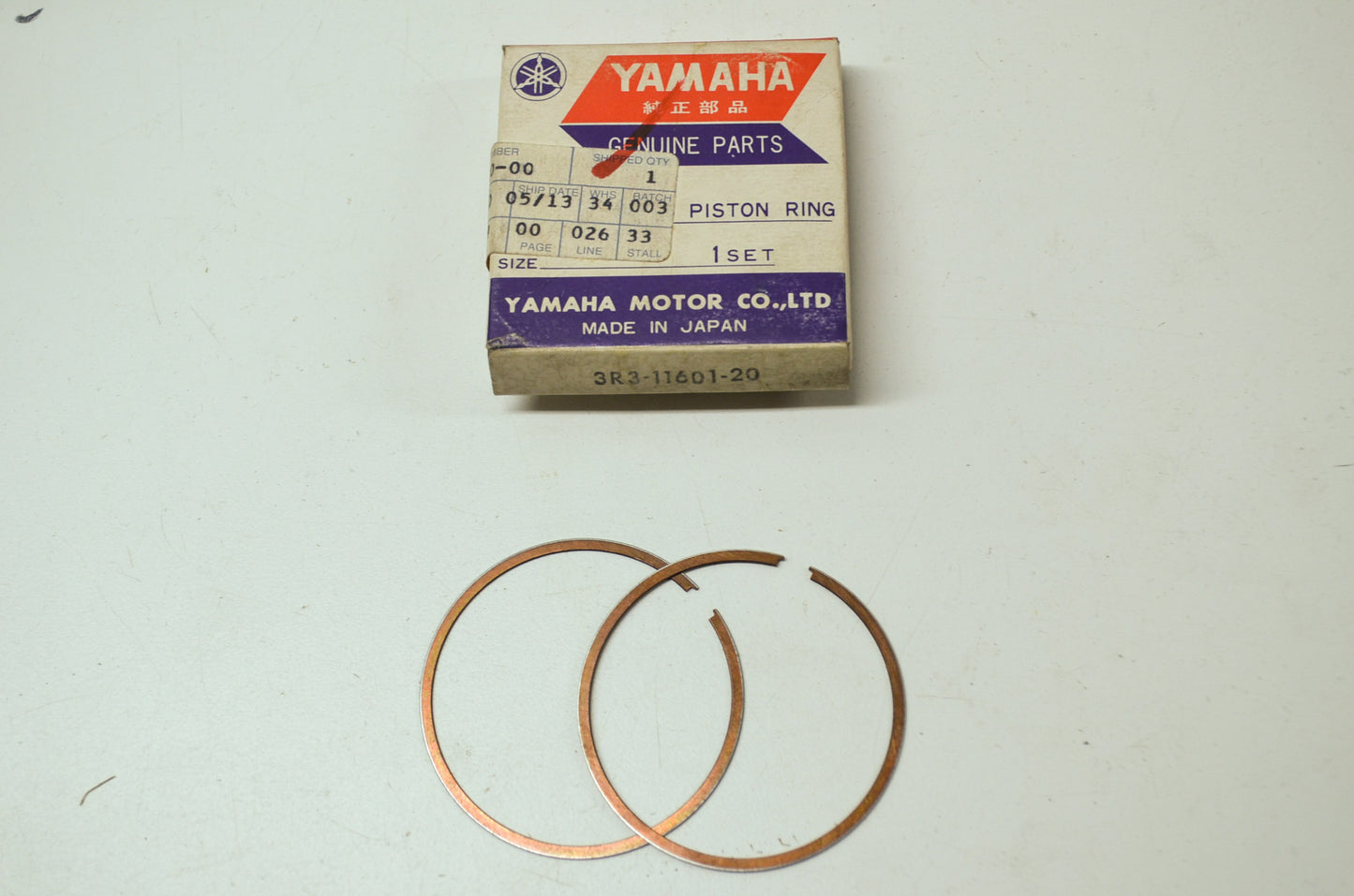 OEM Yamaha 3R3-11601-20-00 Piston Ring Set 2 NOS