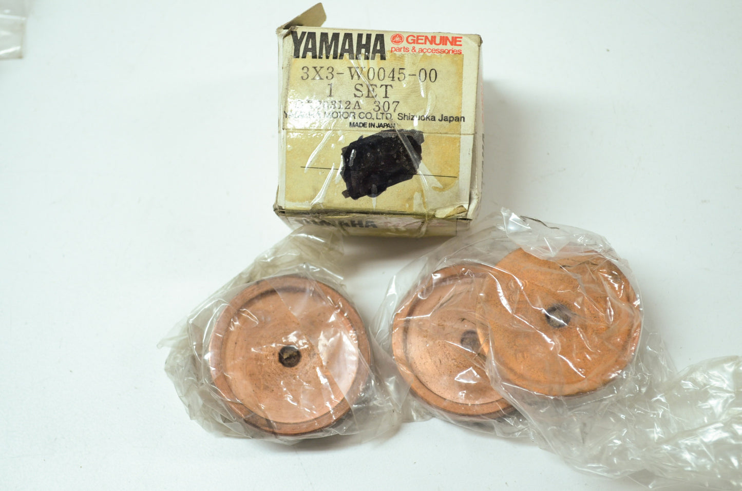 OEM Yamaha 3X3-W0045-00-00 Front Brake Pad Kit NOS