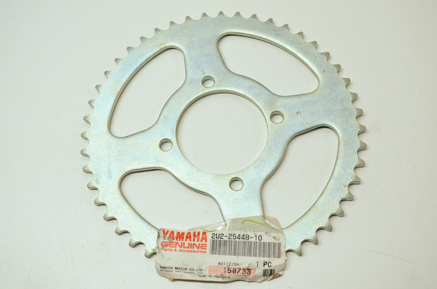 OEM Yamaha 2U2-25448-10-00 Driven Sprocket 48T NOS