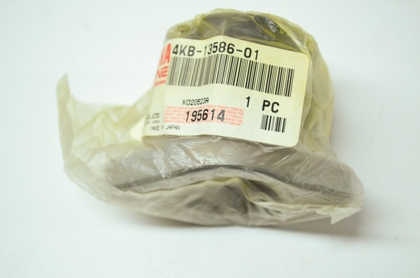 OEM Yamaha 4KB-13586-01-00 Carburetor 1 Joint NOS