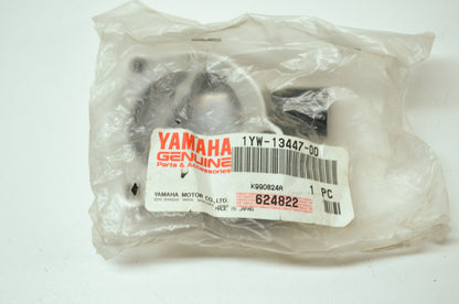 New OEM Yamaha 1YW-13447-00-00 Oil Element Cover NOS