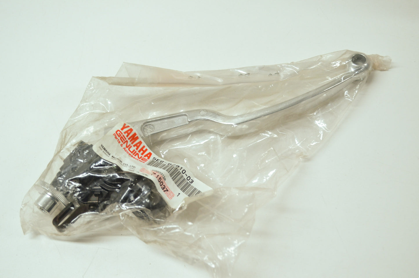 OEM Yamaha 5EB-82910-03-00 Left Lever Holder Assembly NOS