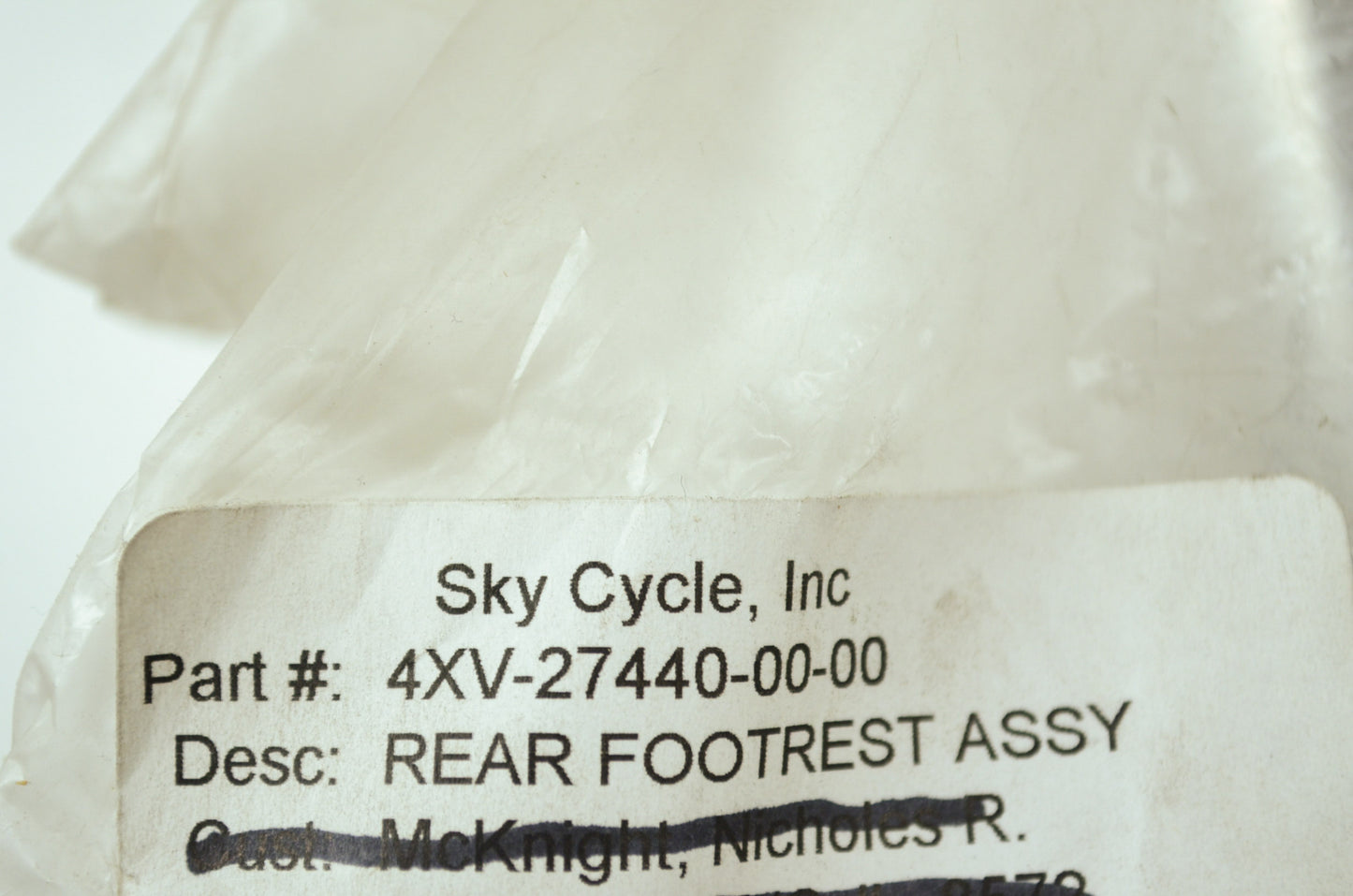 OEM Yamaha 4XV-27440-00-00 Rear Footrest Assembly NOS