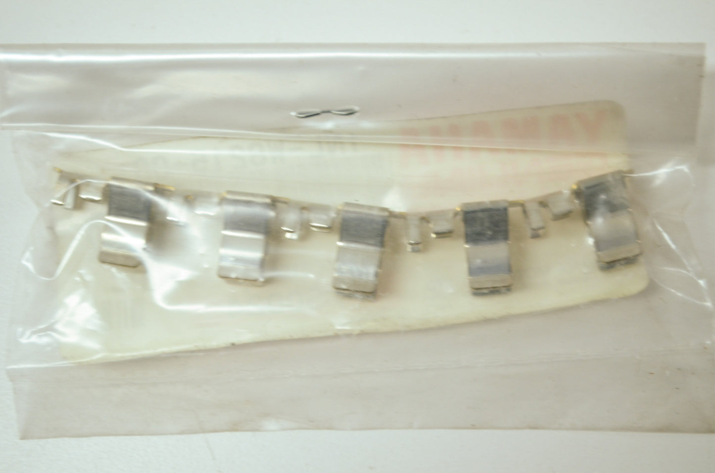 NEW OEM Yamaha Fuse Clip Holder XS1100 XS850 1NL-W8215-00 NOS