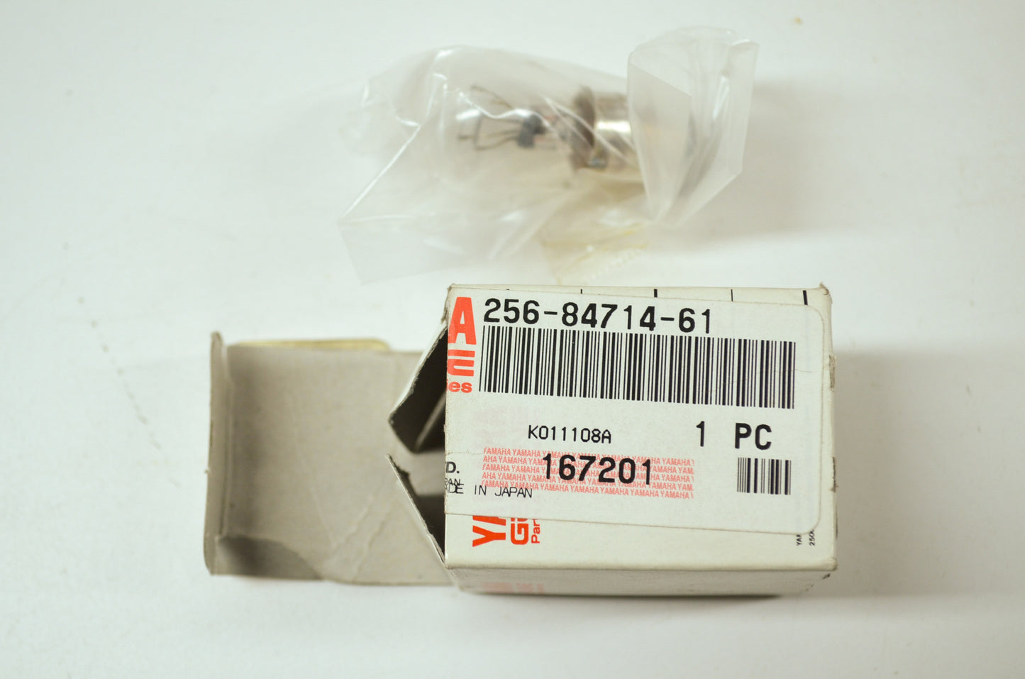 NEW OEM Yamaha Light Bulb 12v Raptor 660R AT2 AT3 Banshee Blaster 256-84714-61 N