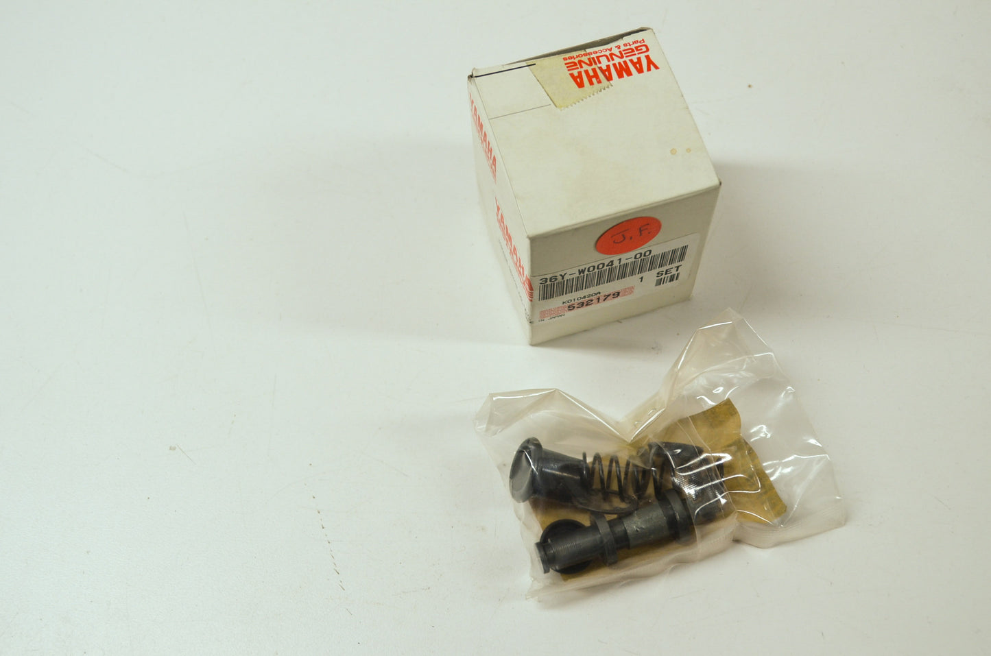 OEM Yamaha 36Y-W0041-00-00 Master Cylinder Kit NOS
