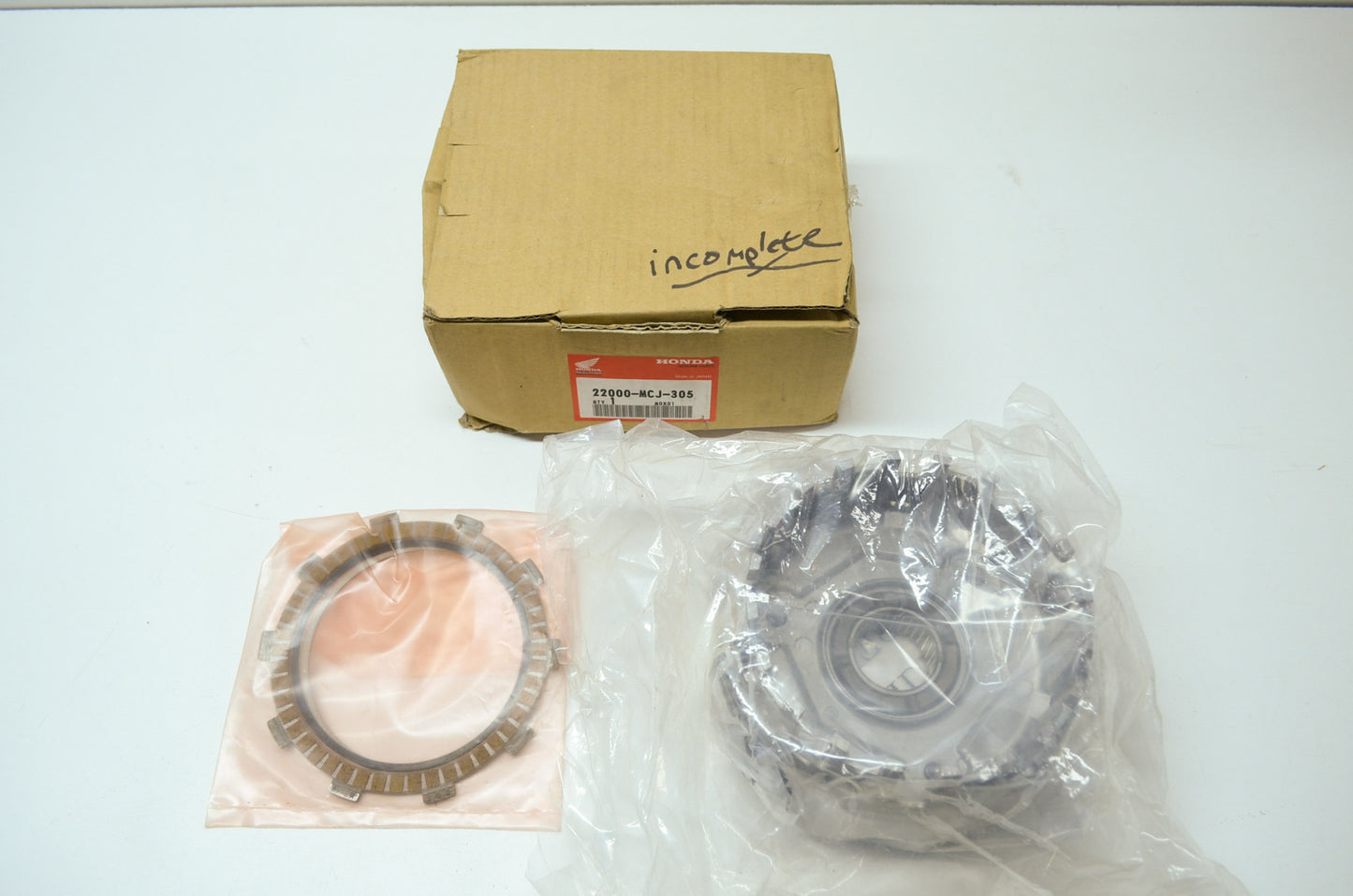OEM Honda 22000-MCJ-305 Clutch Set NOS