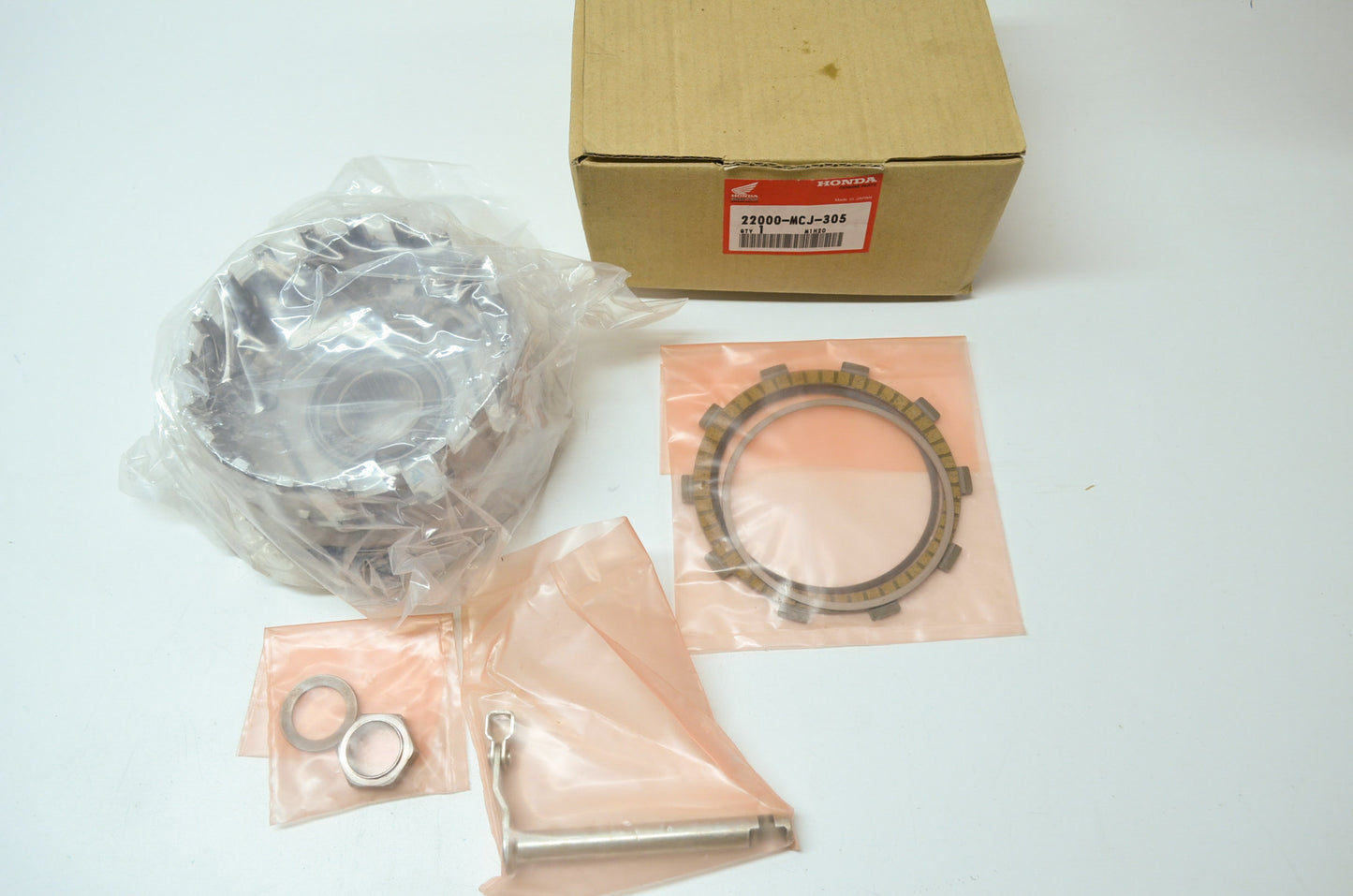 OEM Honda 22000-MCJ-305 Clutch Set NOS