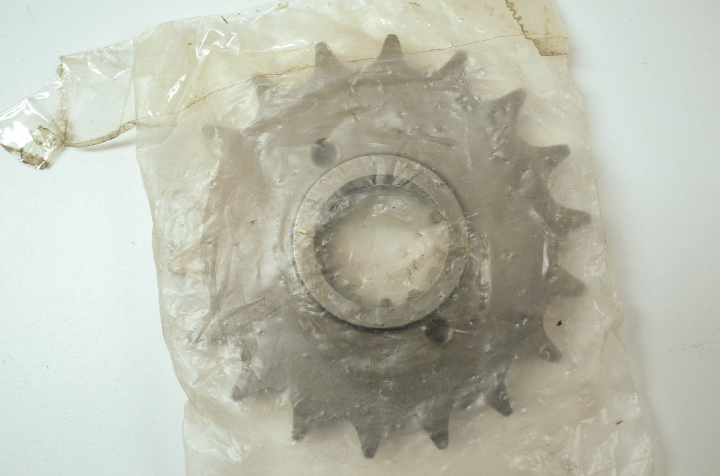 NEW Parts Unlimited Honda Sprocket 18 Tooth 23801-438-000 NOS
