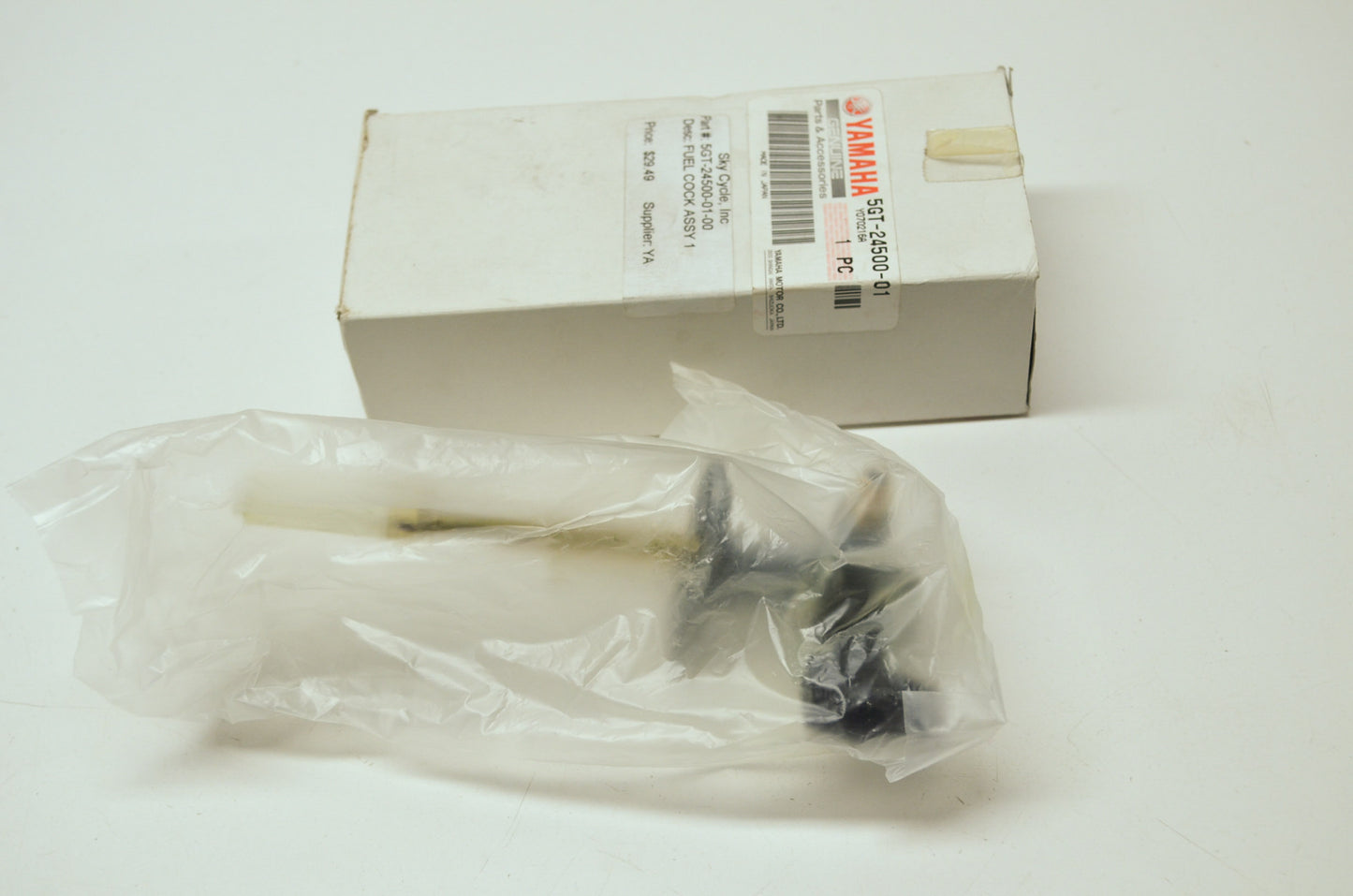 OEM Yamaha 5GT-24500-01-00 Fuel Cock Assembly 1 NOS