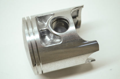 OEM Yamaha 8K4-11631-01-96 Piston STD NOS