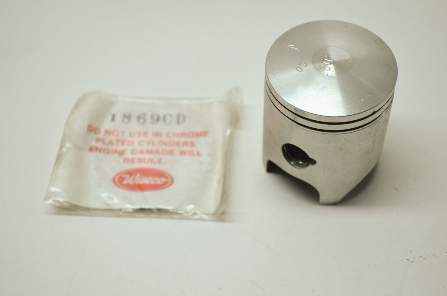 NEW OEM Yamaha Wiseco Piston .020 1982-1983 YZ80 477P2 NOS