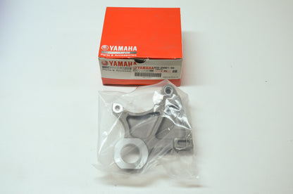 OEM Yamaha 2C0-25921-00-00 Bracket Support NOS