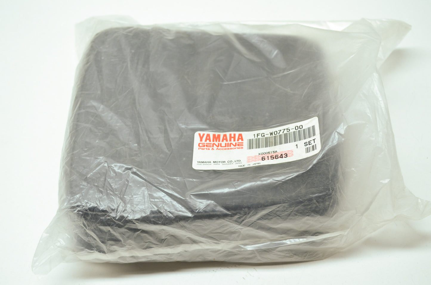 NEW OEM Yamaha Back Seat YZF-R6 YZFR6 1FG-W0775-00-00 NOS