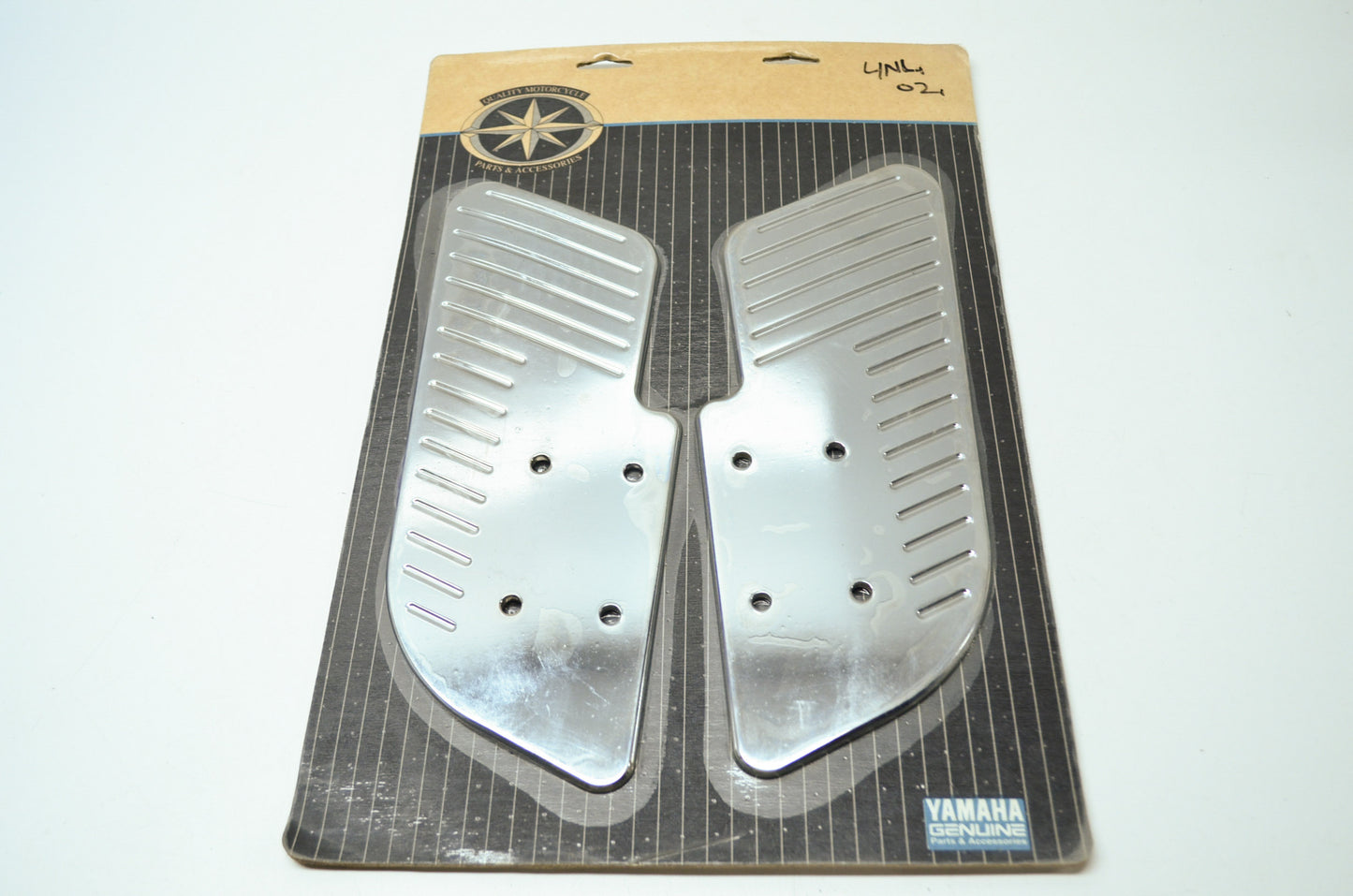 NEW OEM Yamaha Wind Deflectors Road Star Lower STR-4NL08-20-02 NOS
