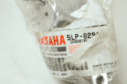 New OEM Yamaha 5LP-82911-10-00 Lever Holder 1 NOS