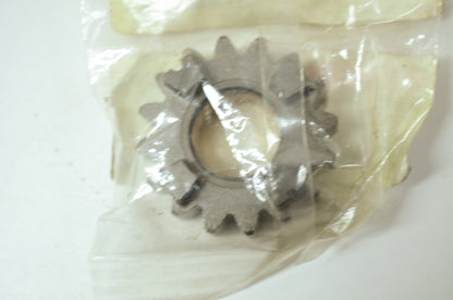 OEM Yamaha 5TA-17121-10-00 Pinion Gear 2nd NOS