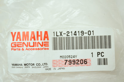 New OEM Yamaha 1LX-21419-01-00 Engine Bracket 2 NOS