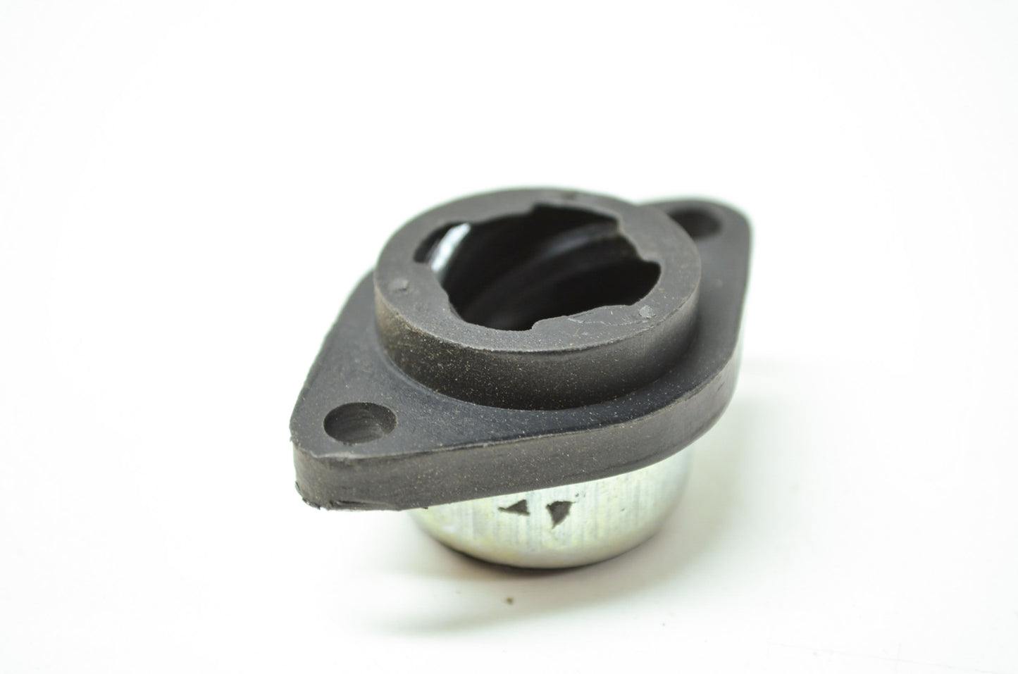 OEM Yamaha 371-16396-00-00 Push Screw Housing NOS