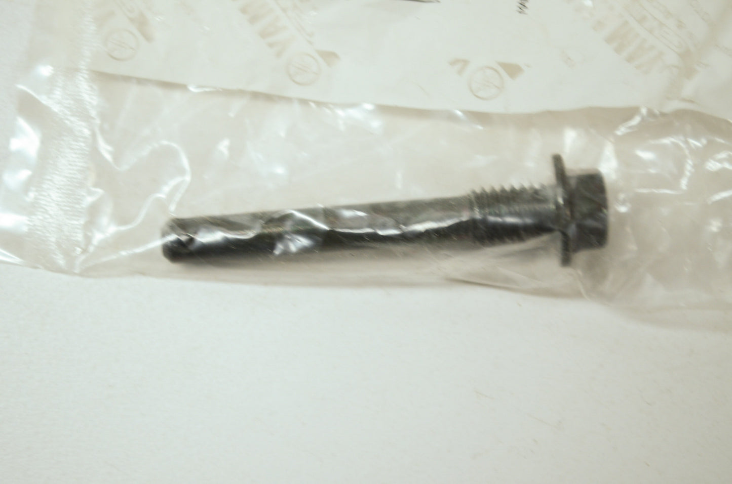OEM Yamaha 3TB-84137-00-00 Special Bolt NOS