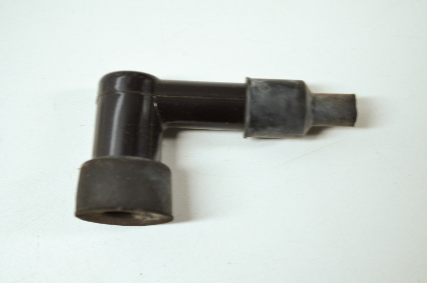 OEM Yamaha 256-82370-00-00 Plug Cap Assembly NOS