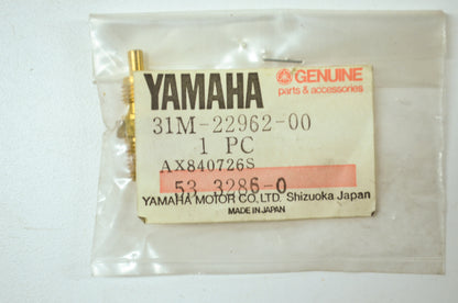 OEM Yamaha 31M-22962-00-00 Adapter NOS