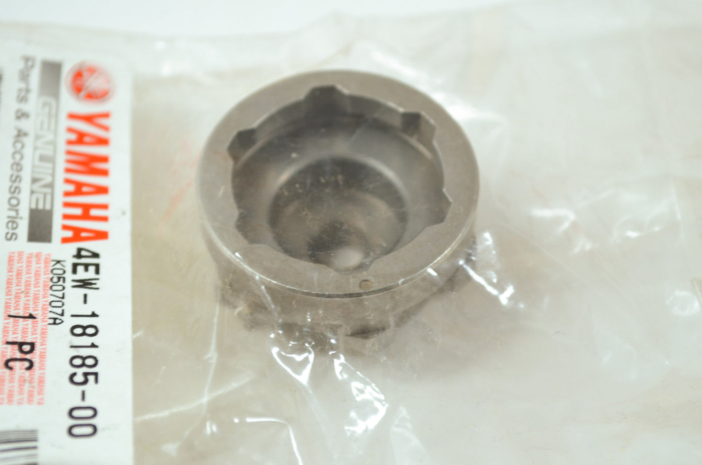 OEM Yamaha 4EW-18185-00-00 Segment NOS