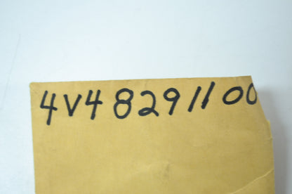 OEM Yamaha 4V4-82911-00-00 Lever Holder 1 NOS